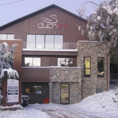 Duck Inn Mt Buller Hotels near Horse Hill