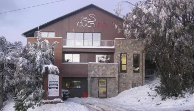 Duck Inn Mt Buller Hotels near Emirates
