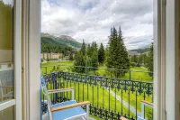 Kempinski Grand Hotel des Bains St. Moritz - Mountain view