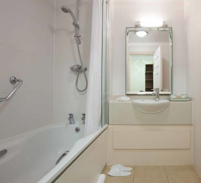 スーペリア ダブルルーム ローラ アシュレイ ザ マナーの写真