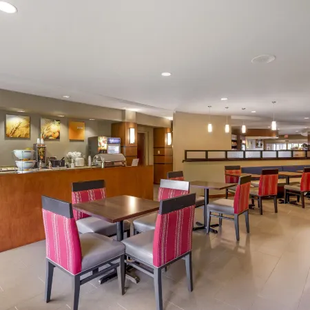 Comfort Suites North