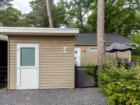 Boslodge โรงแรมในฮอนเดอร์ลู