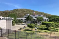 Hotel Xolotlán - Hostel - spa