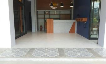 Good Morning Hotel at TakuaPa