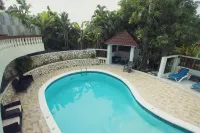 Match Resort - Pools