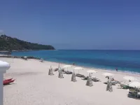 Cala Petrosa Resort - Beach