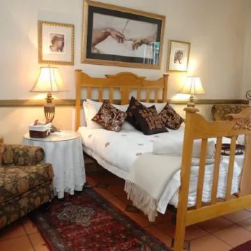A Tapestry Garden Guest House
