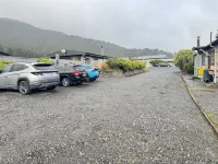 The Crossing Lodge - 駐車場