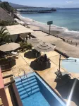 Perfect surfer getaway and family friendly beachfront condo - مناسب للعائلات