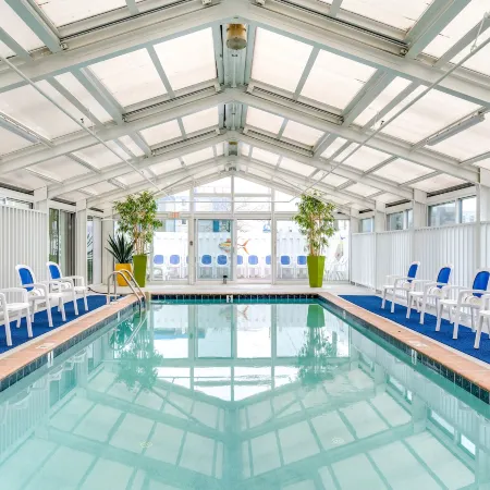 Cayman Suites Hotel