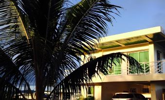 S-E Hotel and Residence