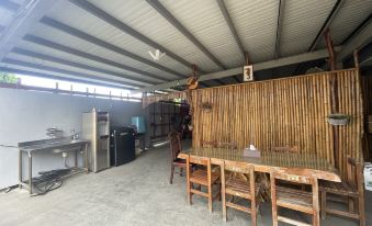 Feng Grandma Inn