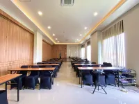 프론트 원 호텔 곰봉 Kebumen Regency 호텔