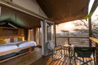 Ndhula Luxury Tented Lodge - piscina