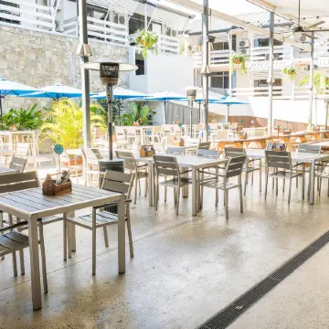 Reef Gateway Hotel