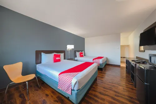 OYO Hotel St Helens or Hotels in Woodland