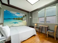 Incheon Marina Hotel berhampiran Pantai Simnipo
