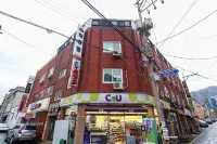 Geojedo Okpo Yaksu Hotels near NH Mart