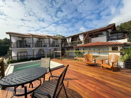 Santomar Guest House