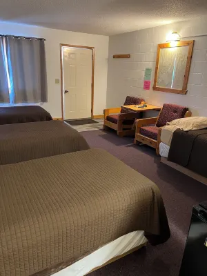 Lakeroad Lodge Motel & Charters Hotels in Wabanica Township