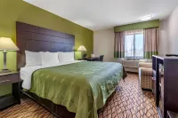 Quality Inn Hotels in Waupaca County