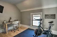 Saint Paul Home in Historic Cathedral Hill - parking