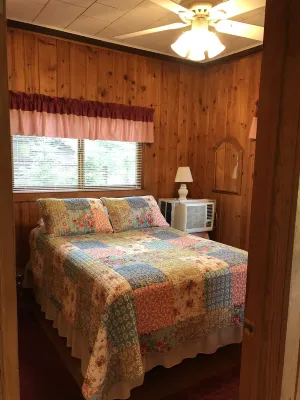 Fence Lake Retreat w/ dock