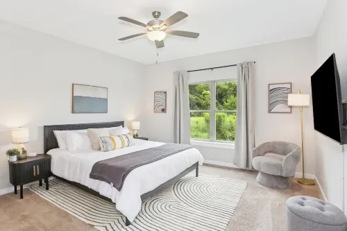 Hearth & Haven  4BR w/ Game Room + Fire Pit Walk to Foley Sports Complex