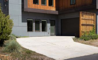 20 Min to Mt Bachelor! Perfect Basecamp for Skiers