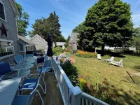 Sea Meadow Inn فنادق في Brewster