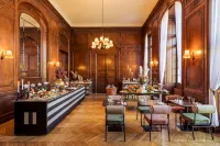 Chateau de Montvillargenne فنادق في Chaumontel
