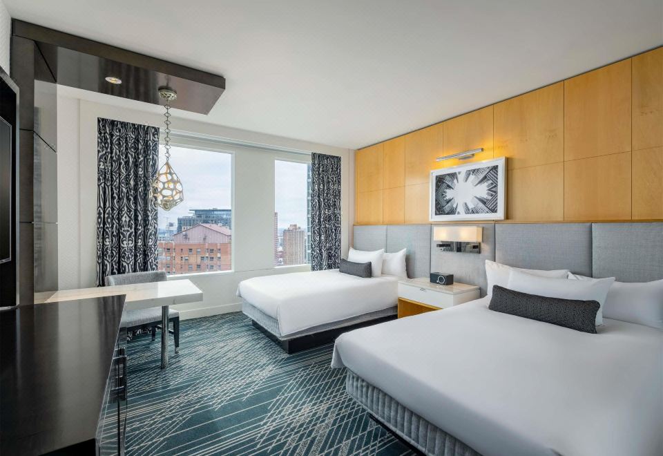 2. 소피텔 시카고 ..