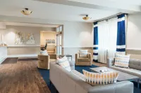 Belfast Harbor Inn
