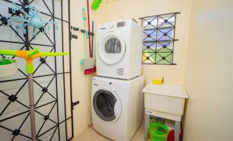 3BR Villa in Drax Hall Country Club