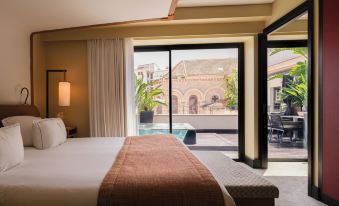 Five Seas by Inwood Hotels