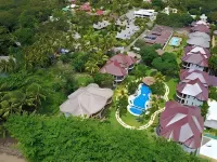 Vida Homes Condo Resort Dauin Hotel di Bacong