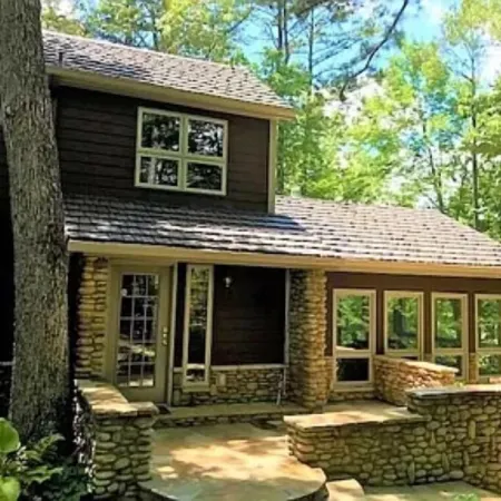 North Keowee Family Lake House on Private Cove With Dock / 5 MIN FROM JOCASSEE