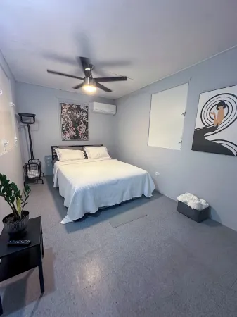 Cozy 2-bedroom apartment in the heart of Bayamón with WiFi & AC