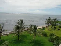 Shanzu Ocean Front 2 Bedroom Apartment Hotels in Shanzu