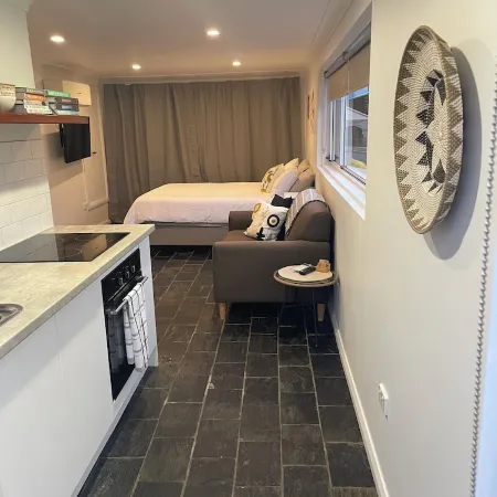 Cosy Private Studio Отели в г. Батерст