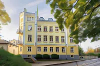 Rija Old Town Hotel Hotel in zona Museo estone di Arti Applicate e Design