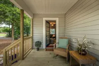 Charming 3BR/2BA Cottage in the Village of Pinehurst –Walk to Almost Everything!
