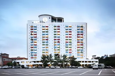 Hanwha Resort Daecheon Paros Hotels near Sanghwawon