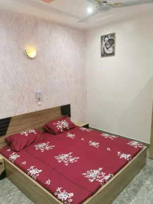 TRÈS BEAU APPARTEMENTS MEUBLÉS À CALAVI CENTRE À BON PRIX au Bénin Hotels in 