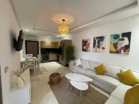 Chic Appartement Avec Terrasse Dans une Belle et Récente Résidence