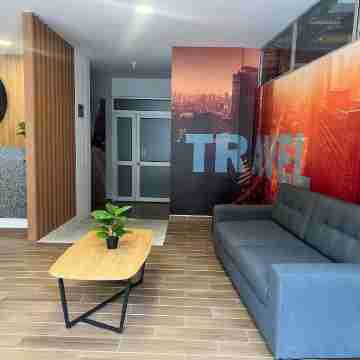 Modern & Cozy Loft close 93 Park/ Viceroy Park/501 Others