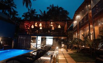 Tranquillo By The Beach - Luxury Wooden