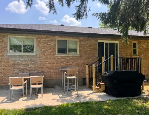 Come stay in our spacious ranch home in Mason. Ten minutes from Kings Island.