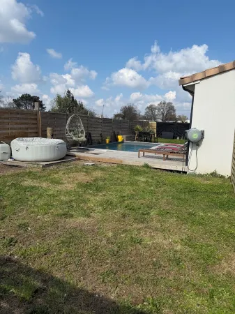 3-bedroom villa with pool and spa