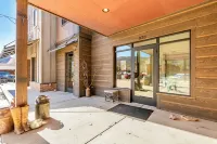 Modern studio with huge balcony overlooking main street in Grand Lake Hotels in Grand Lake